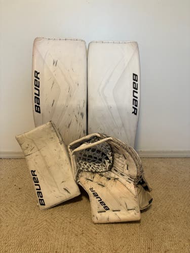 35" Bauer Flylite Regular Goalie Full Set Pro Stock (Used)
