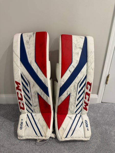 33" CCM Axis 1.9 Goalie Leg Pads (Used)