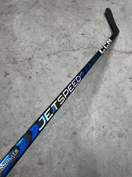 80 Flex P28M Senior CCM JetSpeed FT5 Pro Left Hand Hockey Stick Pro Stock NHL (New)