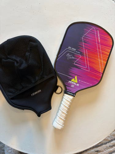JOOLA Ben Johns Hyperion Carbon Abrasion Surface 13.5mm Pickleball Paddle (Used)