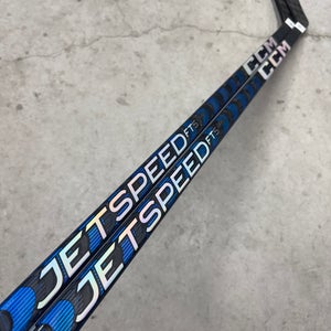 80 Flex P28M  Senior CCM JetSpeed FT5 Pro Left Hand Hockey Stick Pro Stock NHL (New)