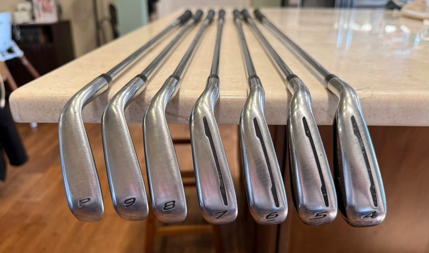 Men's 2017 TaylorMade M2 Left Hand Iron Set Regular Flex Steel Shaft (Used)