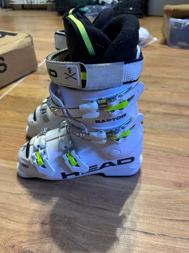Mondo 22 & 22.5 Unisex HEAD Raptor Racing Ski Boots (Used)
