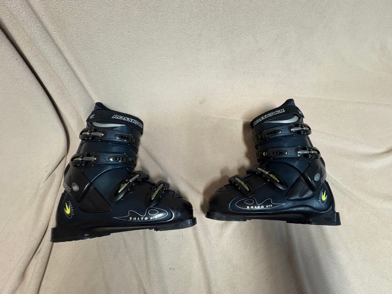 Mondo 28 & 28.5 Men's Rossignol All Mountain Ski Boots (Used)
