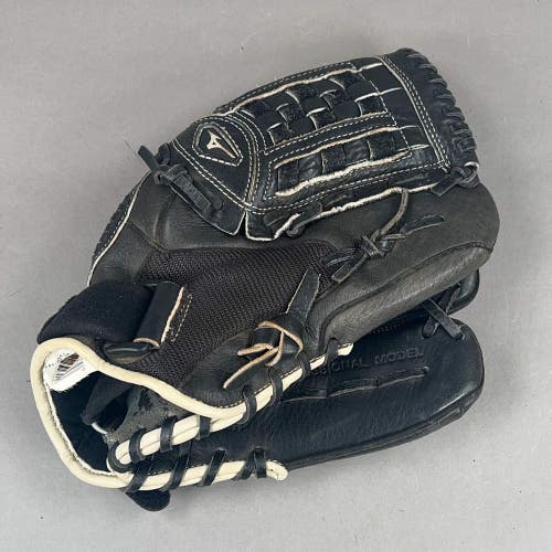 Mizuno GPM1201 12" Right Hand Thrower Baseball Glove
