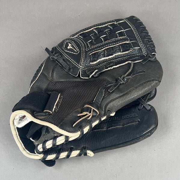 Mizuno GPM1201 12" Right Hand Thrower Baseball Glove