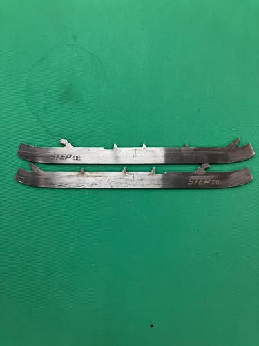 CCM Step Steel Replacement Steel Blades | Size 6 (255mm)