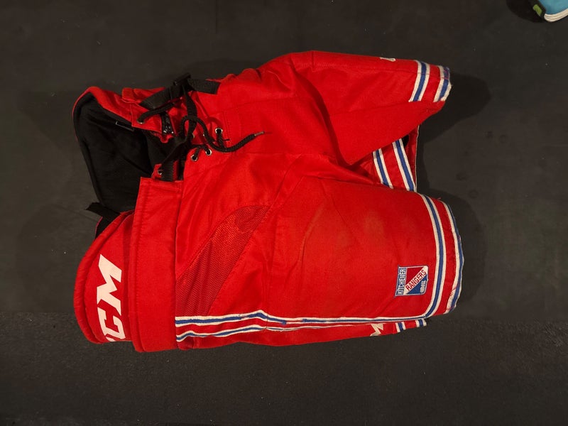 Rangers Senior Medium CCM hp31 Hockey Pants Pro Stock (Used)