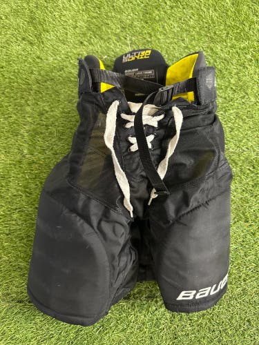 Youth Large Bauer Supreme Ultrasonic Hockey Pants (Used)
