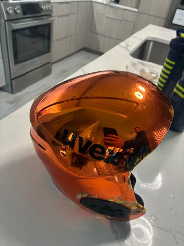 Unisex Medium/Large UVEX Race + Helmet (Used)