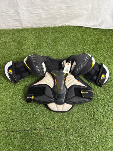 Senior Small CCM Super Tacks AS1 Shoulder Pads (Used)