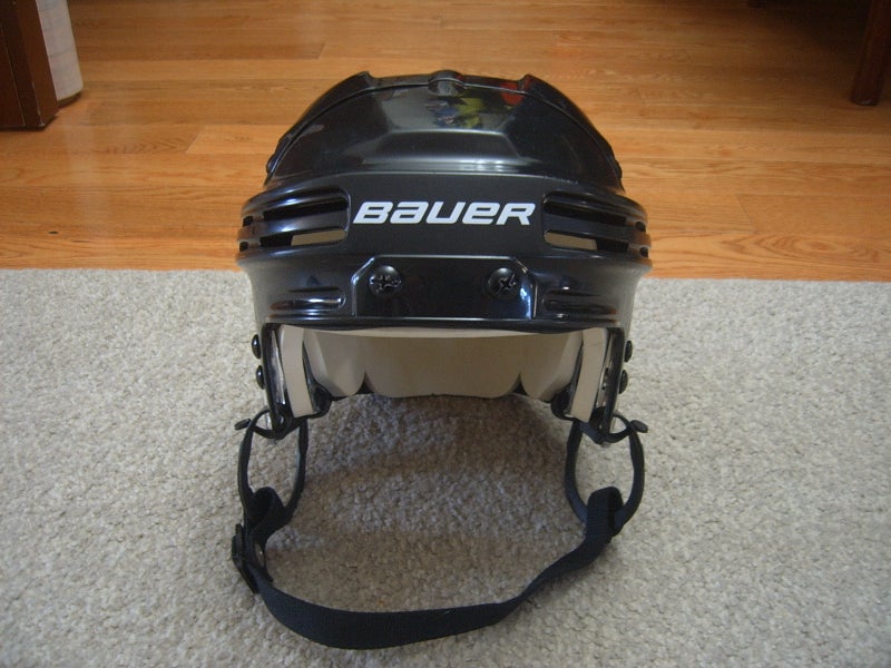 Old Stock Bauer BHH4500 Hockey Helmet sz Senior Medium Black