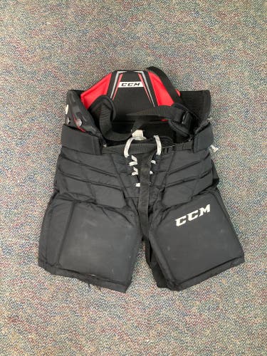 Black Junior Small CCM Extreme Flex Shield E1.5 Hockey Goalie Pants (Used)