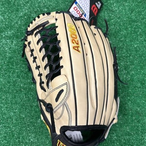 Wilson A2000 SP135 13.5" Slowpitch Softball Left Handed Adult Glove - Lefty