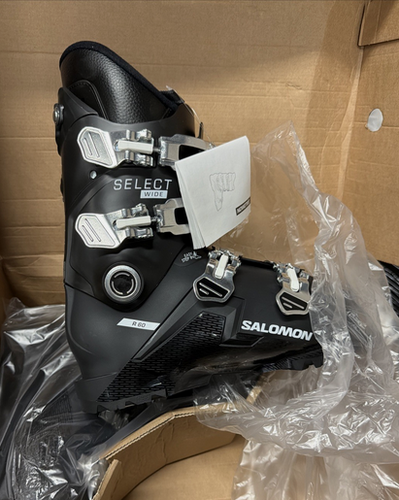 NEW Salomon Select women's Wide R60 GW  size mondo 24/24.5 =US  ladies about US 7/7.5