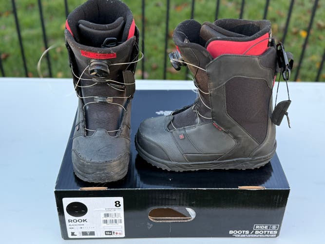 Men's Size M 8.0 (W 9.0) Ride Snowboard Boots (Used)