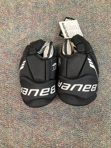 Black Junior Bauer Lil Sport Gloves 12" (Used)