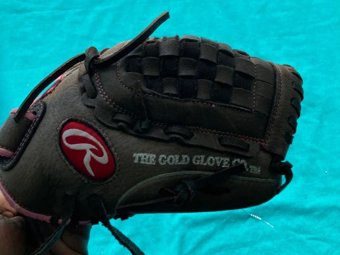 Brown Rawlings FP105 Right Hand Throw Pitcher's Softball Glove 10.5" (Used)