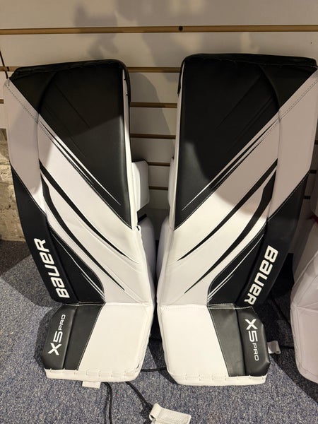 31” 2023 Bauer Vapor X5 Pro Goalie Leg Pads (New)