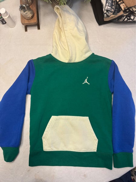 Green Boys Small Jordan Sweatshirt (Used)