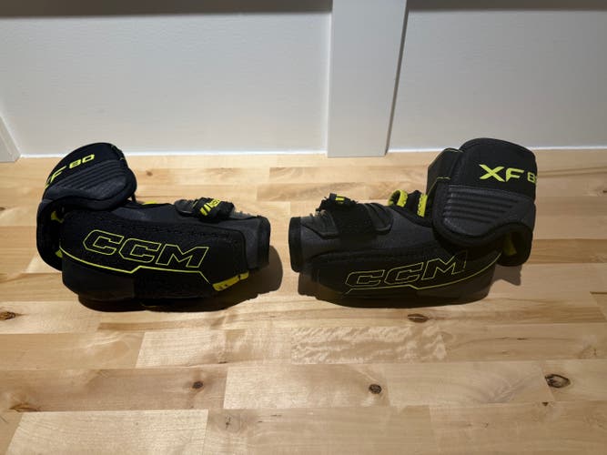 Senior Small CCM Tacks XF 80 Elbow Pads (Used)