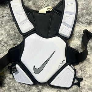 Medium Adult Nike Vapor Shoulder Pads (Used)