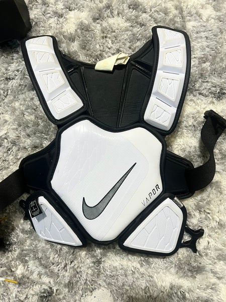 Medium Adult Nike Vapor Shoulder Pads (Used)