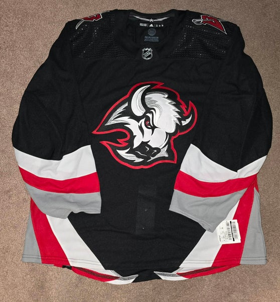 NWT Buffalo Sabres MIC AUTHENTIC Team Issued Goat Head Jersey Sz 56
