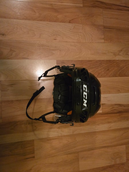 Large CCM FitLite 90 Helmet (Used)