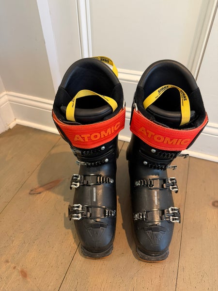 Mondo 27 & 27.5 Men's Atomic Hawx Ultra Ski Boots Stiff Flex (Used)