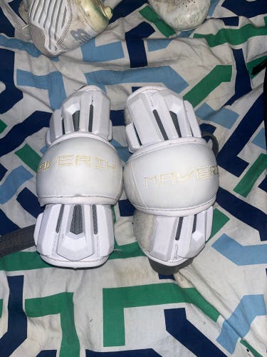 Large Adult Maverik Max Arm Pads (Used)