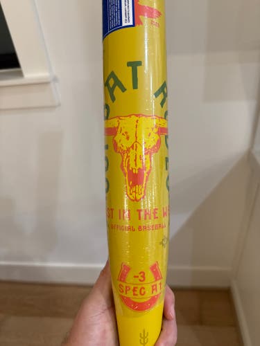 New Combat MFG Spec A1 Rodeo BBCOR Bat (-3) 33" 30 oz
