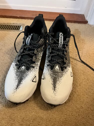 Black Men's Size 13.0 (W 14.0) Adult Under Armour Molded Cleats Cleats (Used)