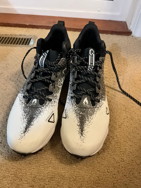 Black Men's Size 13.0 (W 14.0) Adult Under Armour Molded Cleats Cleats (Used)