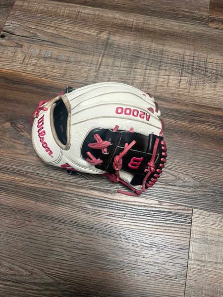 Wilson A2000 1786 RH Baseball Glove 11.5" (Used)