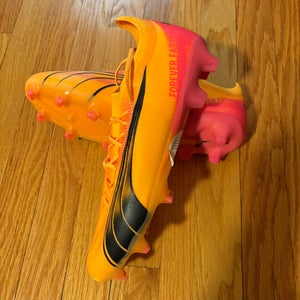 Orange Men's Size M 11.0 (W 12.0) Puma Ultra Molded Cleats Cleats (New)