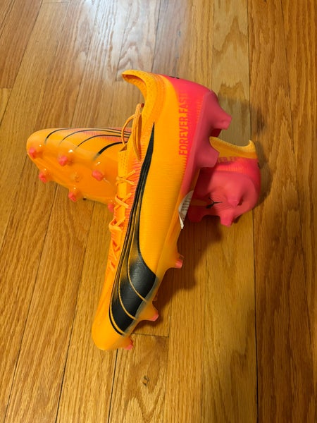 Orange Men's Size M 11.0 (W 12.0) Puma Ultra Molded Cleats Cleats (New)