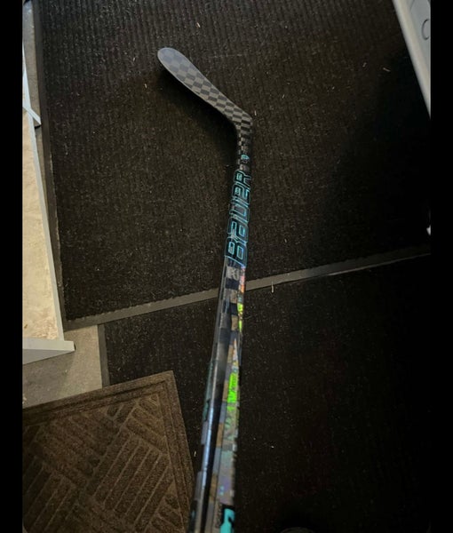 Intermediate Bauer Twitch Left Hand Hockey Stick 55 Flex (Used)