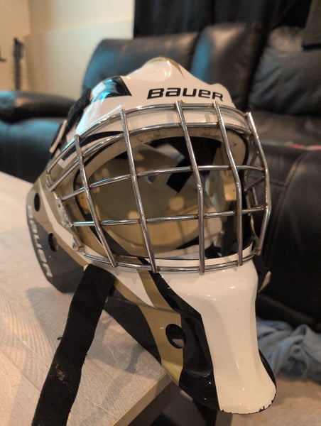 Senior Medium Bauer NME 3 Goalie Mask (Used)