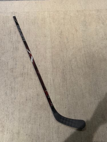 Intermediate Bauer Vapor 1X Lite Left Hand Hockey Stick P92 67 Flex (Used)