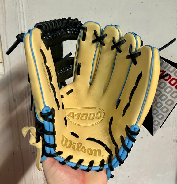 Wilson A1000 Infield Baseball Glove 11.5"  RHT