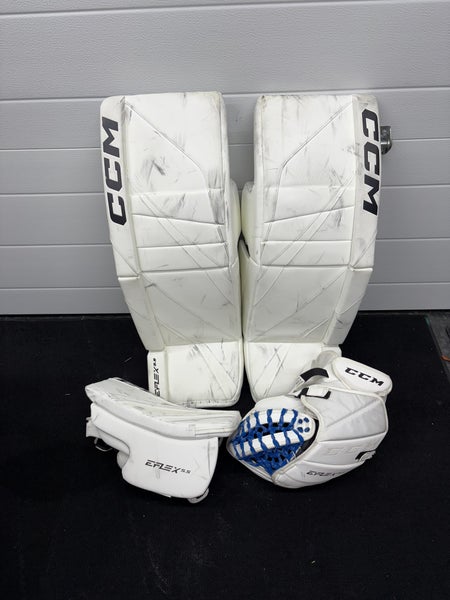 34" 2025 CCM Extreme Flex 6.9 Regular Goalie Full Set (Used)