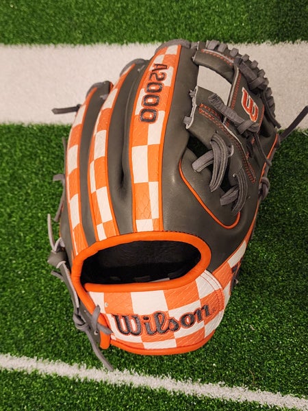 2025 Wilson RH Infield A2000 Baseball Glove 11.5" (New)