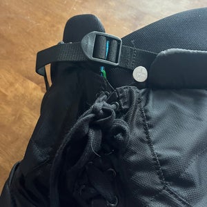 Junior Large Bauer X Hockey Pants (Used)