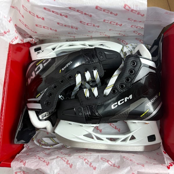 New CCM Tacks AS580 Skates | Junior 1.5-2.5 Wide | F491