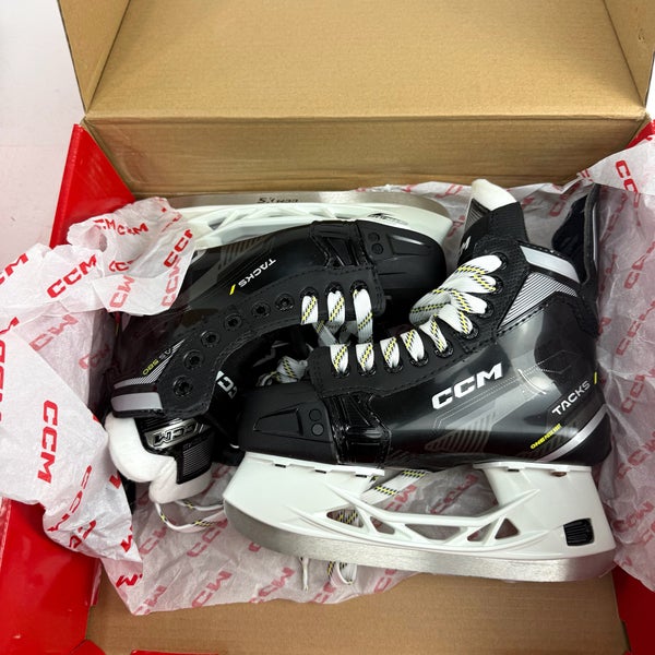 New CCM Tacks AS580 Skates | Junior 2-3 Wide | F482