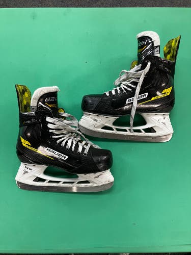 Bauer Supreme Ignite Pro Hockey Skates | Size 6