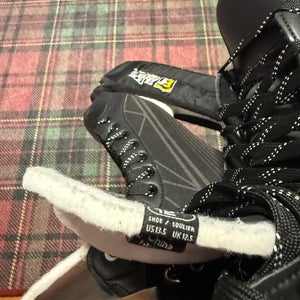 2016 Bauer Supreme S140 Hockey Skates 13.5 (Used)