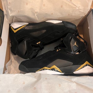Men's Size M 10.5 (W 11.5) Jordan True Flight (New)
