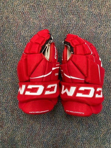 Red Senior CCM Tacks XF 80 Gloves 13" (Used)